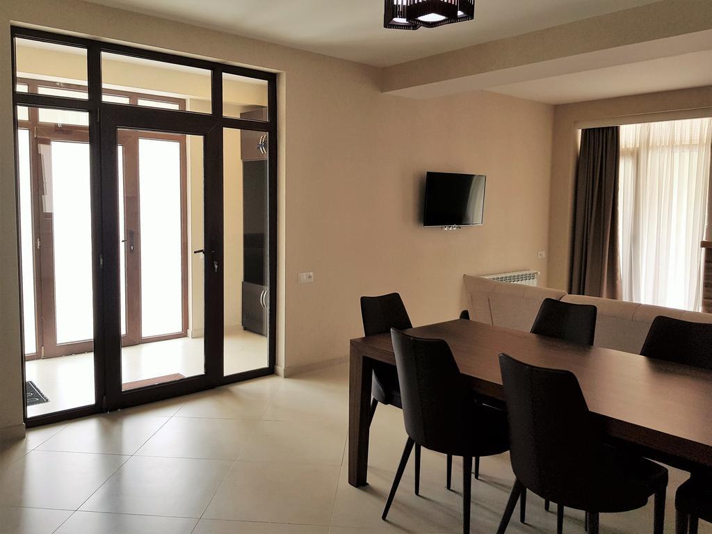 Villa Crystal Town House Bakuriani Exterior foto